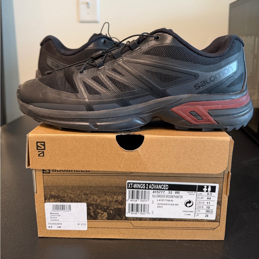 Salomon XT-Wings 2 Advanced Size 10 Black and Red Sneakers